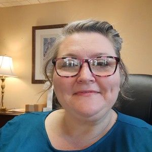 Meet your Posher, Helen